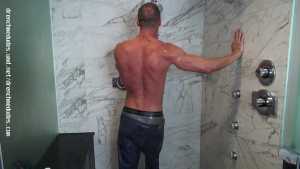 jake-in-jeanstee-in-the-big-shower_10.jp